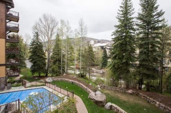 Village Center Condos Vail Bagian luar foto
